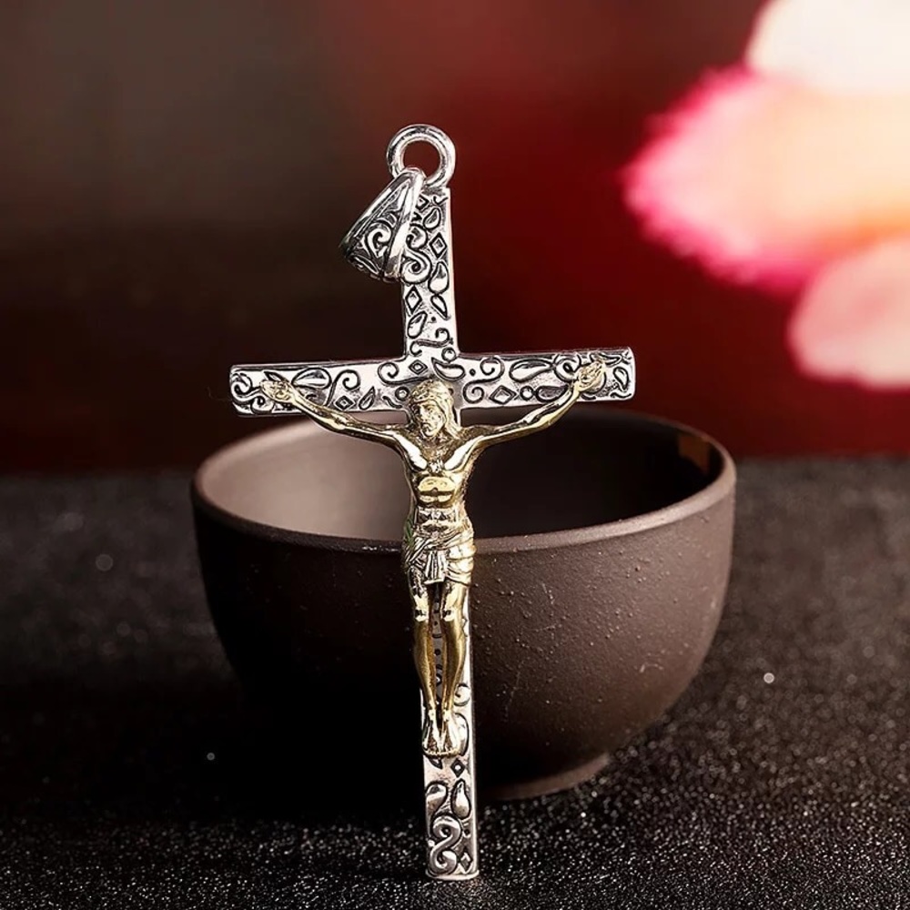 Sterling Silver Cross Pendant - Picture 3 of 4